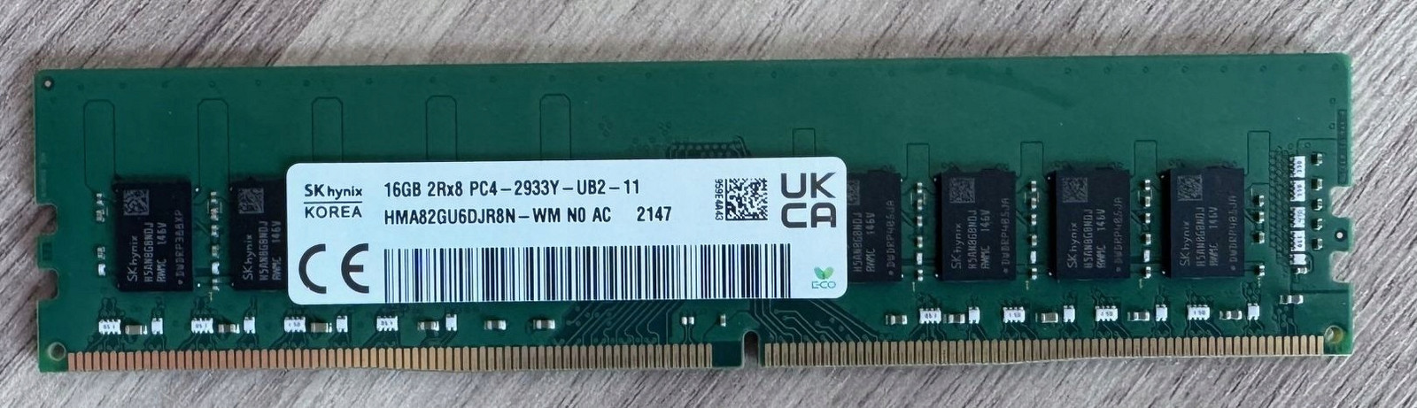 Paměť Ram 16GB DDR4 2933MHz Lenovo Pc 5M30V06815 Hynix HMA82GU6DJR8N-WM