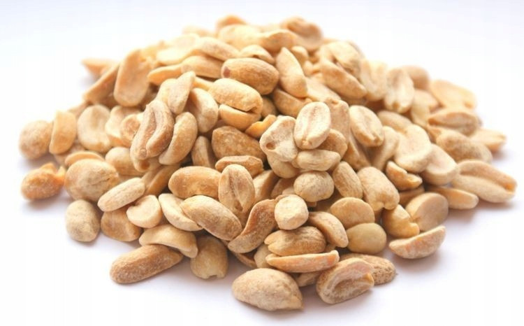 Arašídy pražené ořechy půlky 5 kg Targroch