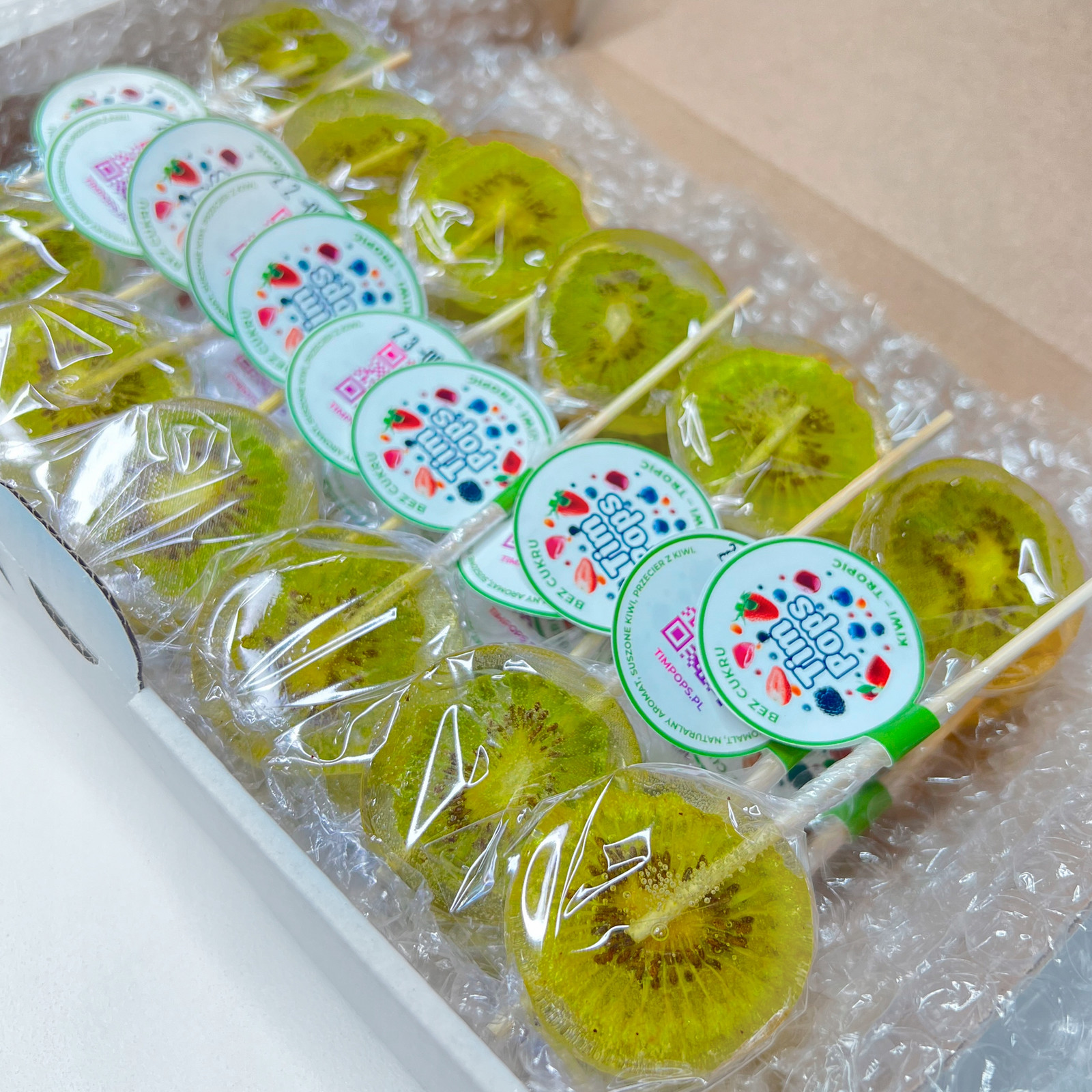 Sada Party Box TimPops 25 lízátek s příchutí Kiwi-Tropic (bez cukru)