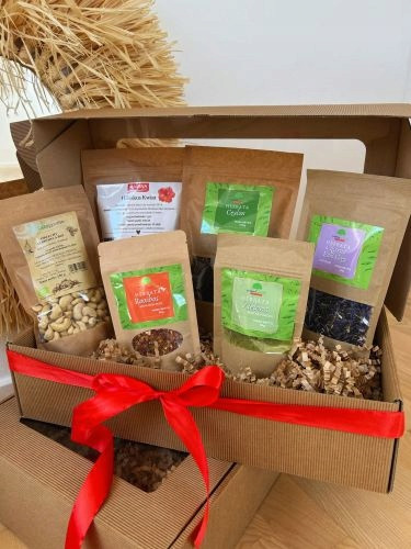 Dárková sada herabáty, ořechy