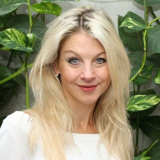 František Pavlíček: Tři oříšky pro Popelku - Michal Dlouhý, František Pavlíček, Gabriela Vránová, Vlastimil Brodský, Věra Galatíková, Pavel Pípal, Sab