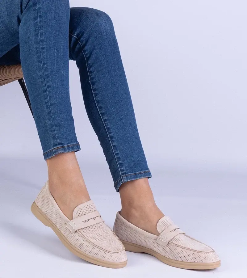 marka niezdefiniowana Beige classic perforated loafers from eco-suede Argossa