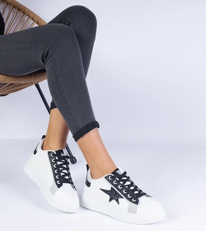 marka niezdefiniowana White sneakers decorated with a glitter star Moransa
