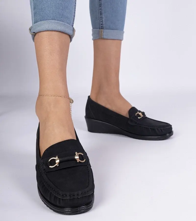 marka niezdefiniowana Black loafers with a wedge Sambada