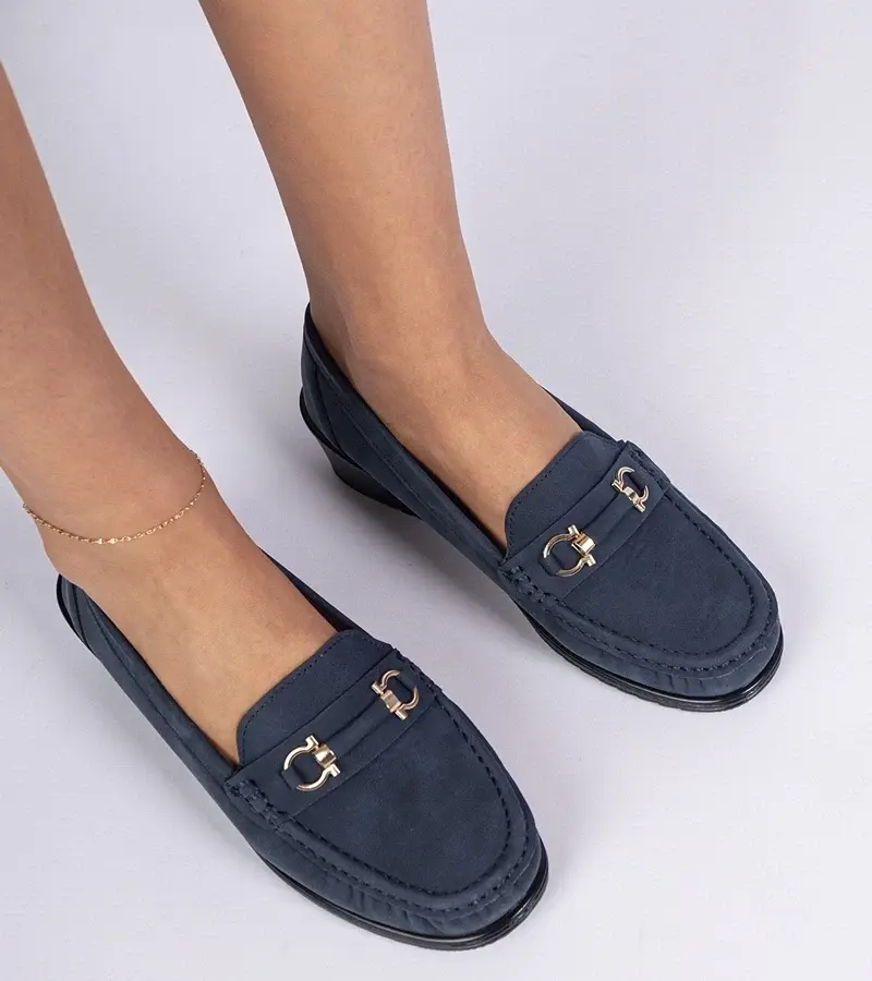 marka niezdefiniowana Navy loafers with a wedge and matte finish Sambada