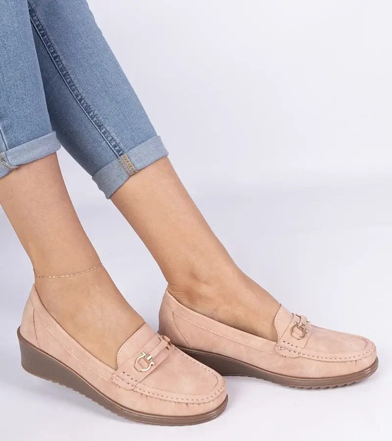marka niezdefiniowana Pink loafers with a wedge and matte finish Sambada