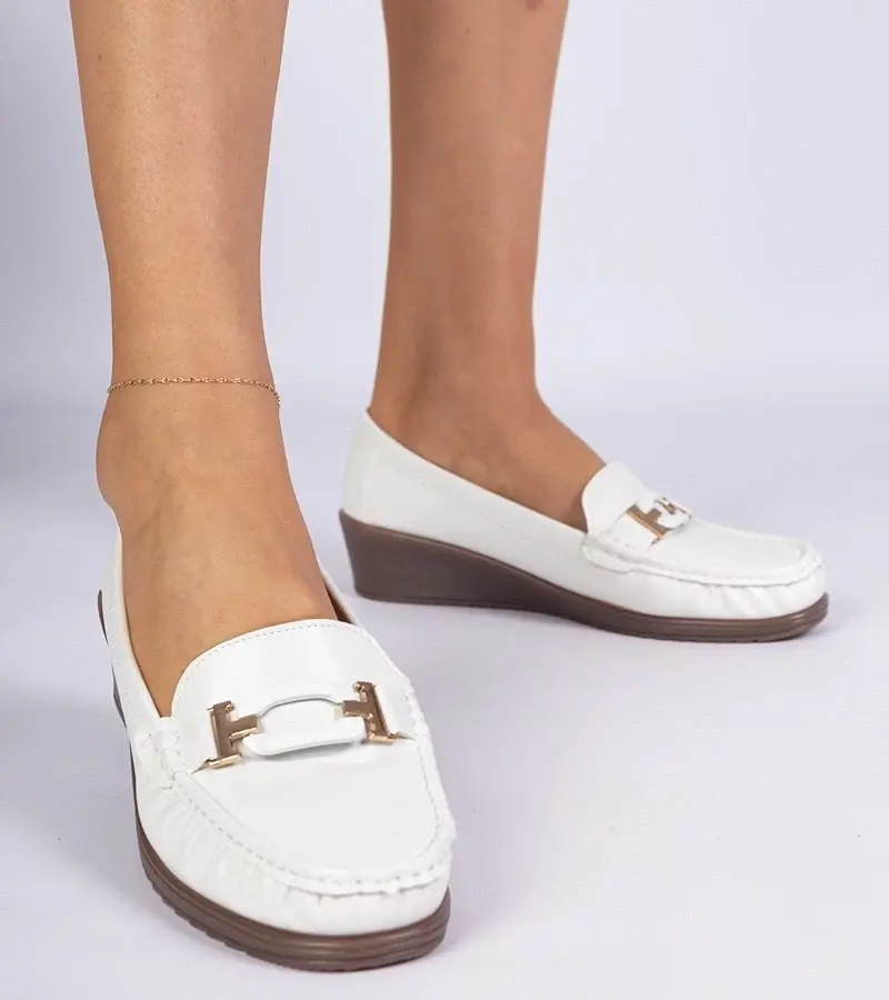 marka niezdefiniowana White loafers with a wedge made of eco-leather Kappi