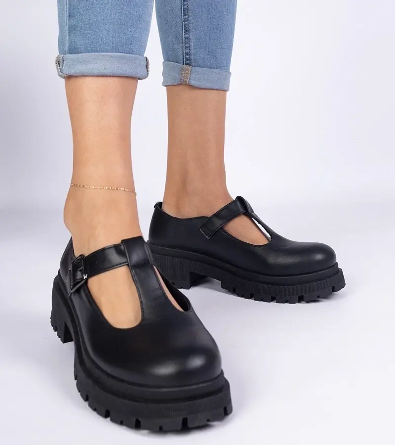 marka niezdefiniowana Black platform shoes made of eco-leather Belever