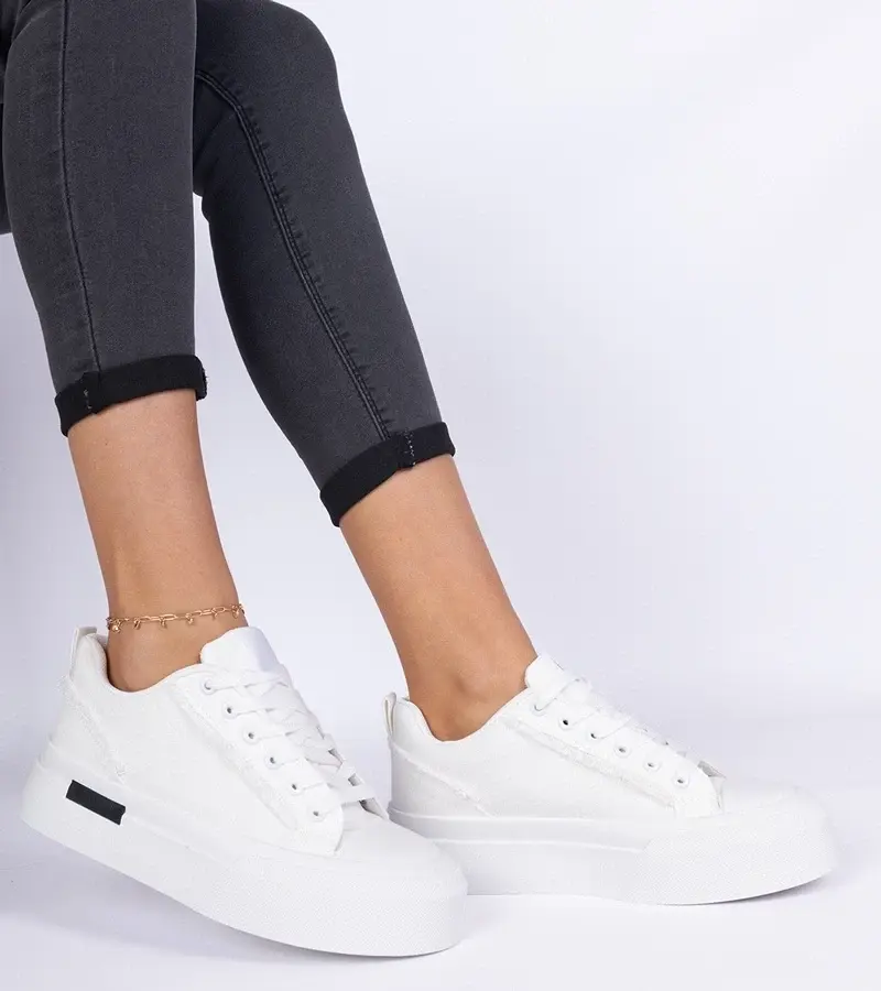 marka niezdefiniowana White women's canvas sneakers on a platform Verinos