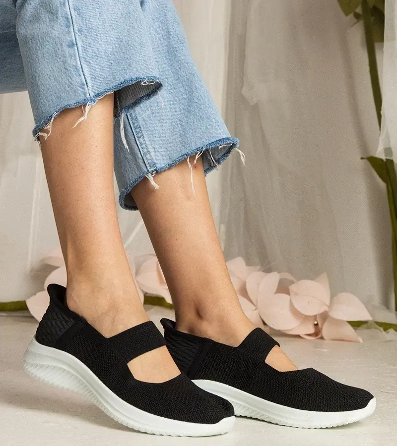 marka niezdefiniowana Black women's slip-on sneakers with embossed sole Muratti