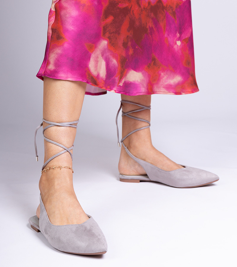 marka niezdefiniowana Gray flat lace-up pumps tied around the ankle Karlioz