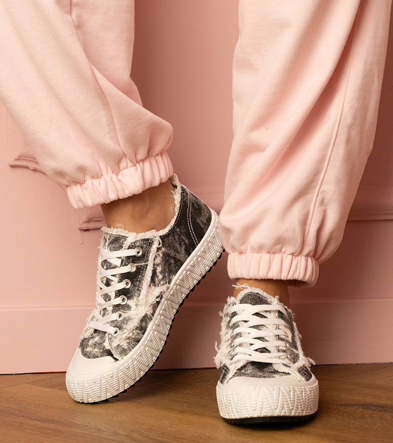 marka niezdefiniowana Black women's sporty sneakers Bellina