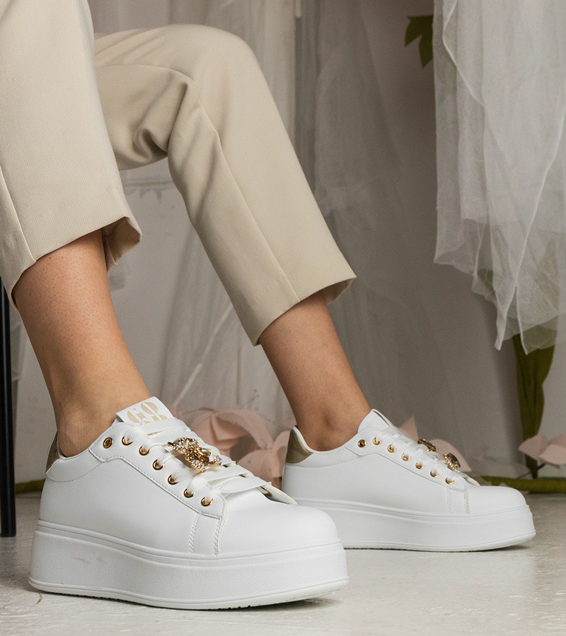 marka niezdefiniowana White-gold women's sneakers decorated with stones Sarena