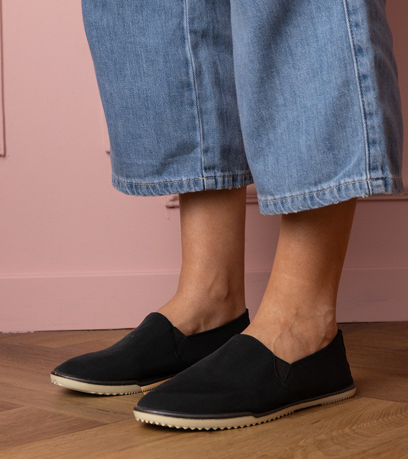 marka niezdefiniowana Black women's slip-on sneakers Tutsi