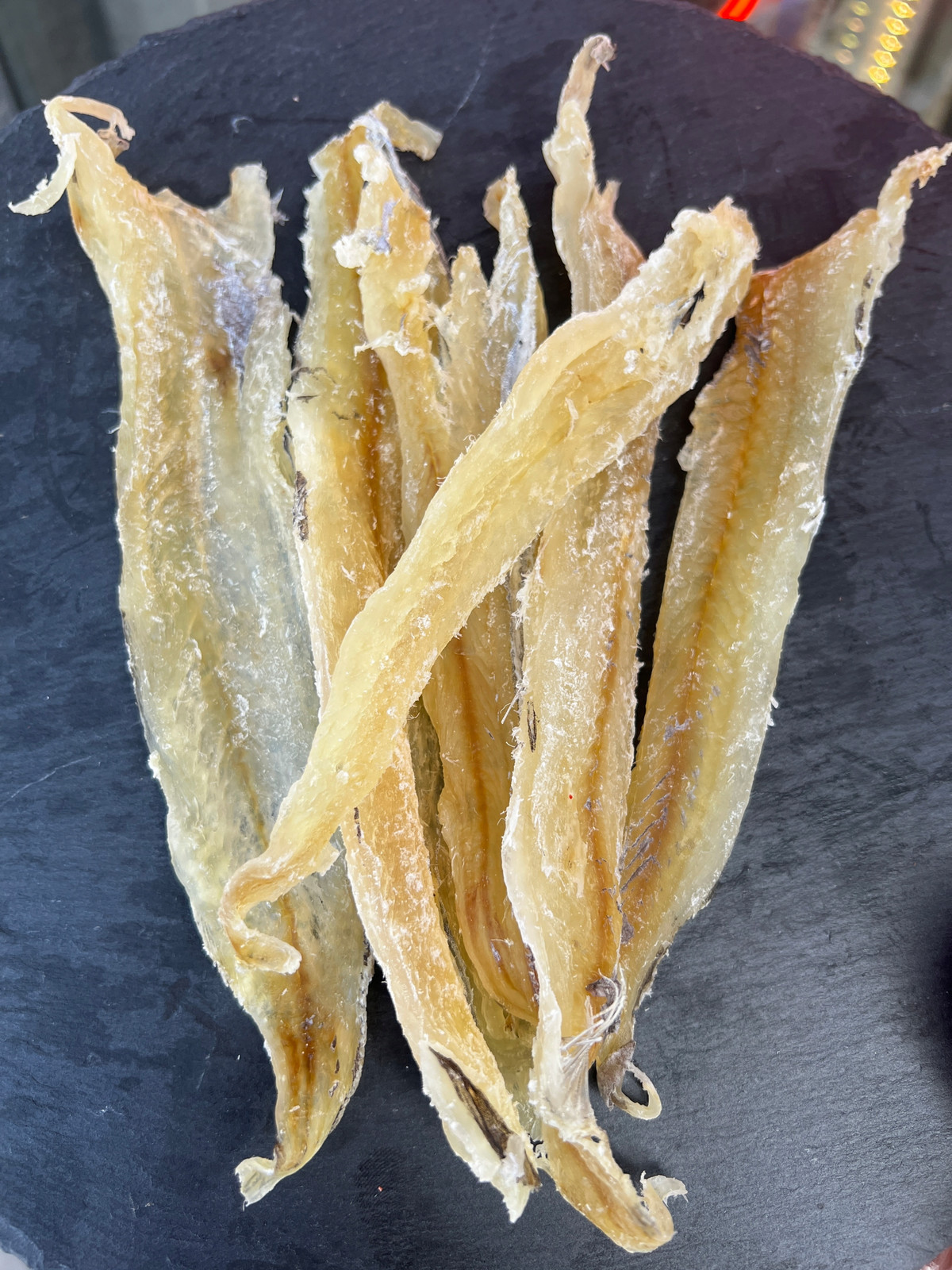 Sušená ryba Filé s modrou barvou 1 kg svačinka k pivu