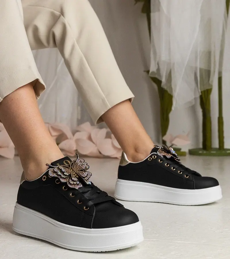 UR/CEO Black sneakers decorated with a rhinestone butterfly Kariba