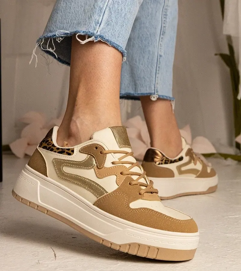 UR/CEO Beige Women's Sports Sneakers Seisha