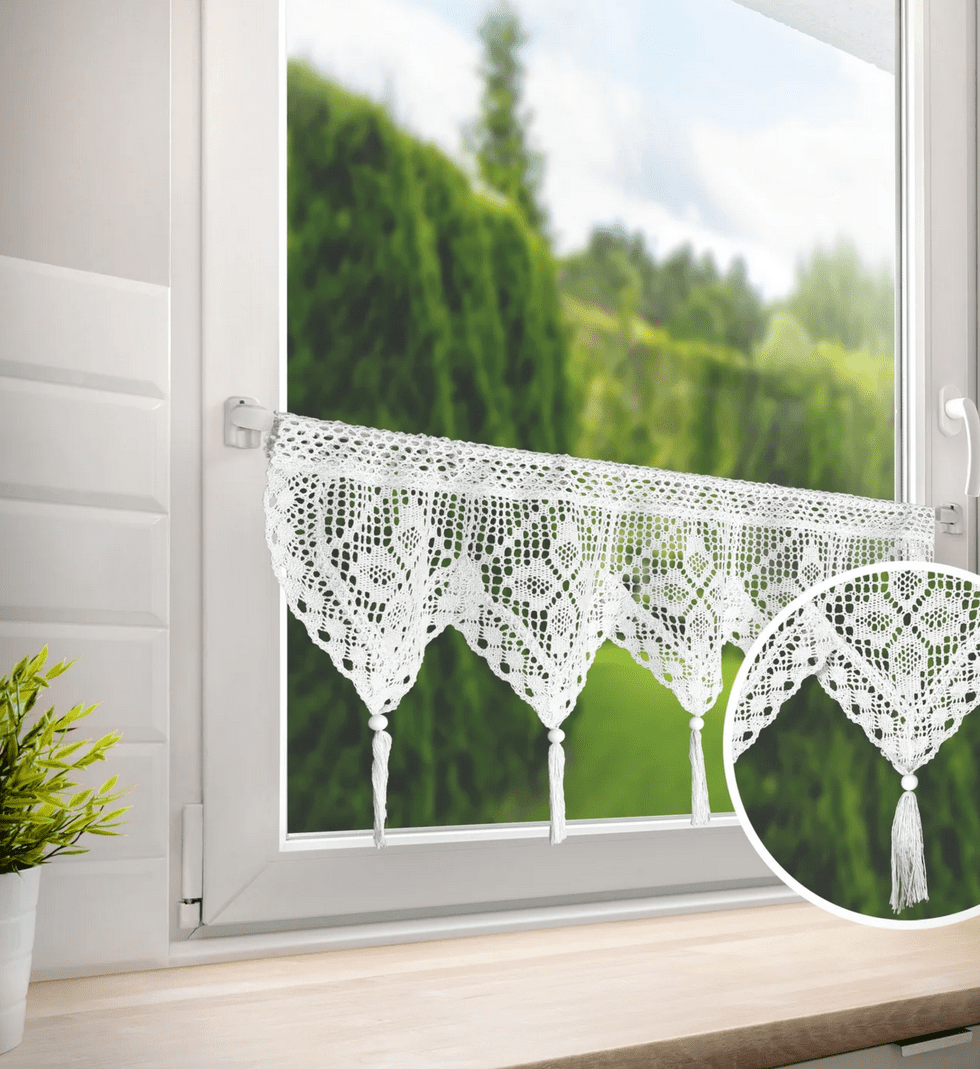 Dekorační krátká vitrážová záclona do kuchyně MATYLDA bílá 30x150 cm MyBestHome