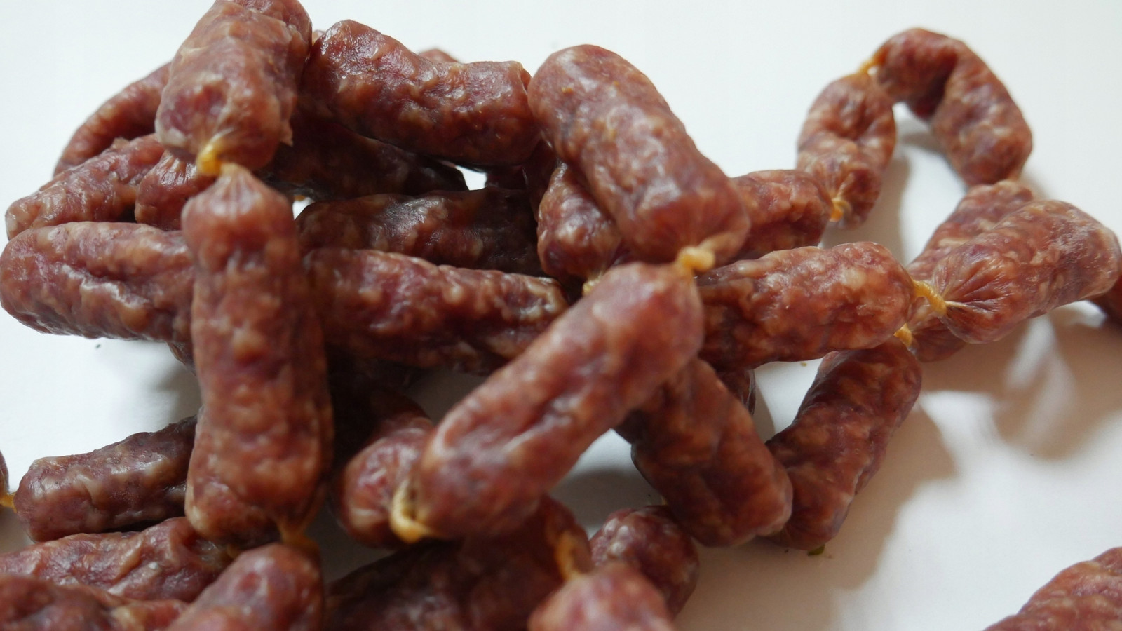 Lahodné, Uzené klobásy Smaguriu 500g Chuť radosti!