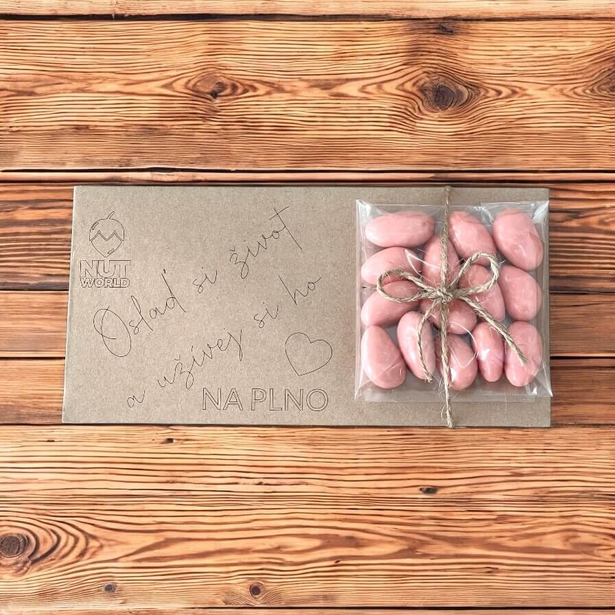 Nutworld.cz Dárková kazetka SLADKÁ - Mandle v jahodovém jogurtu 50g