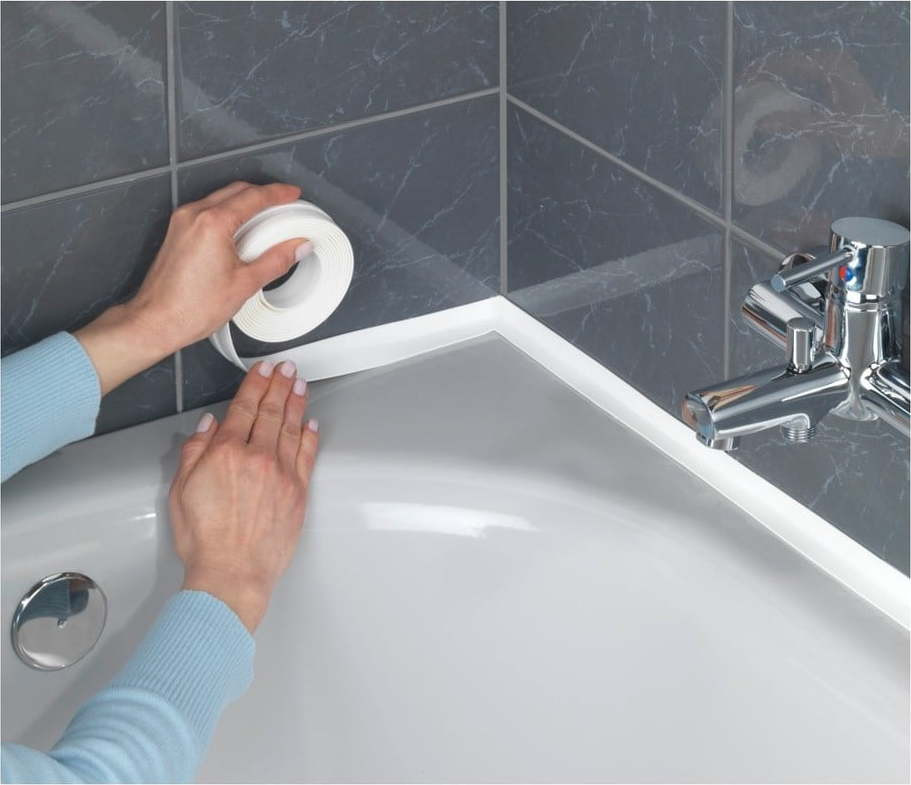 Bílá těsnící páska Wenko, délka 3.5 m