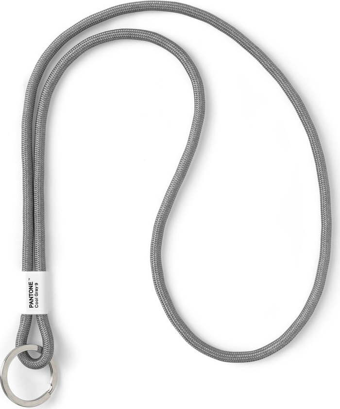Šedá šňůrka na krk Cool Gray – Pantone