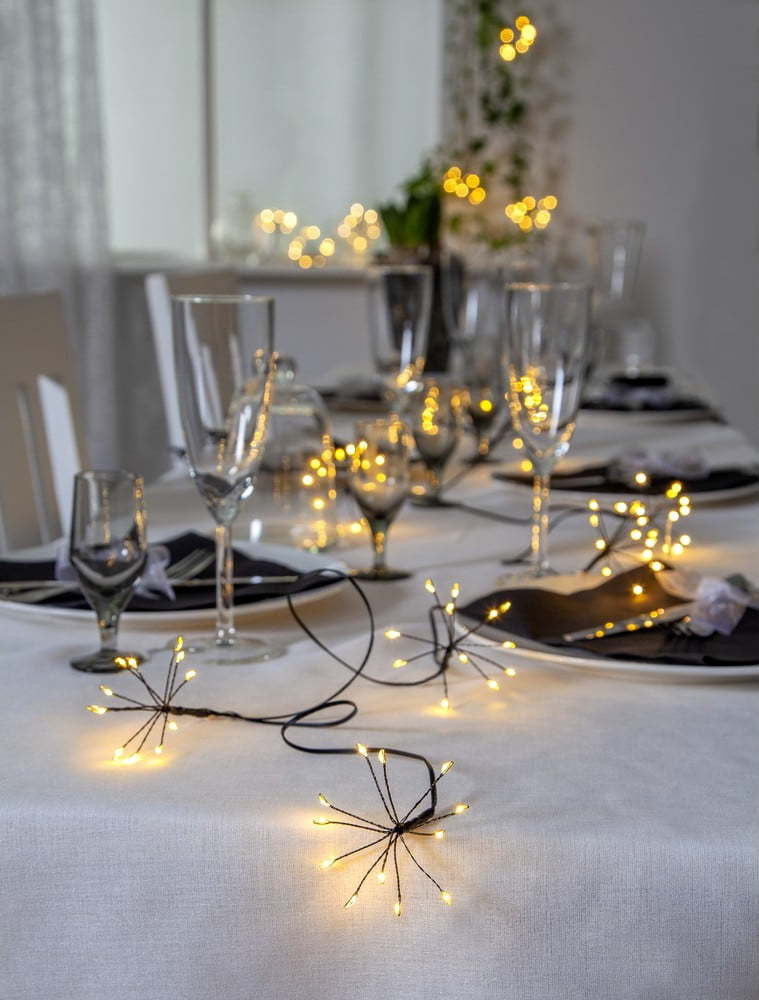 Světelný LED řetěz Star Trading Dew Drop Flower, délka 2,1 m