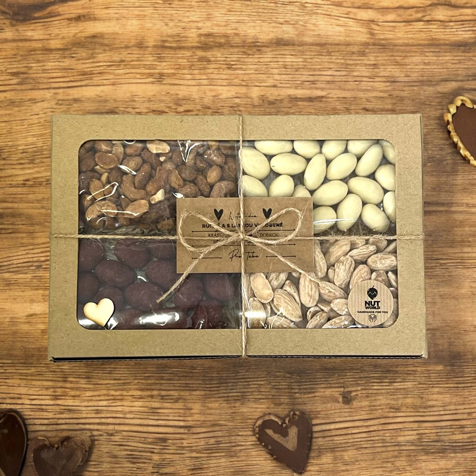 Nutworld.cz Dárková krabička 4x80g MIX ZAMILOVANÁ průhledná