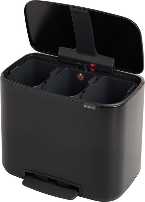 Matně černý nášlapný ocelový odpadkový koš na tříděný odpad 3x11 l Bo – Brabantia