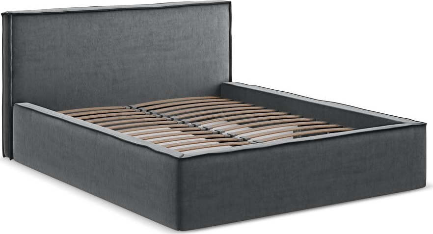 Tmavě šedá čalouněná dvoulůžková postel s úložným prostorem s roštem 180x200 cm Anani – Makamii