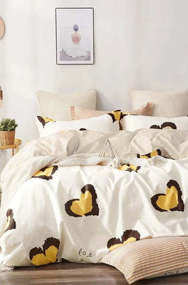 Žluté prodloužené povlečení na dvoulůžko z bavlny Renforcé s prostěradlem/4dílné 200x220 cm Double Heart – Mila Home