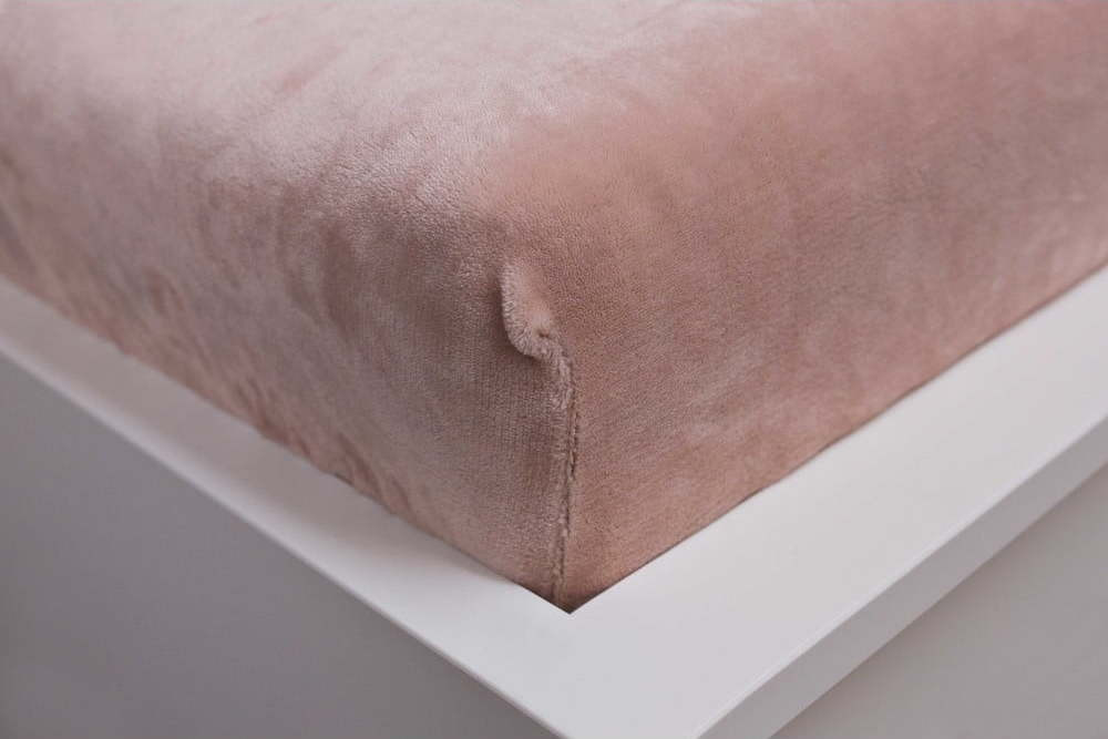 Hnědé napínací prostěradlo z mikroflanelu 180x200 cm – Jerry Fabrics