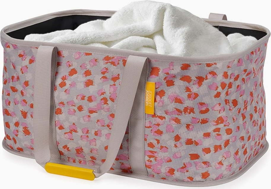 Červeno-šedý skládací látkový koš na prádlo 35 l Hold-All – Joseph Joseph