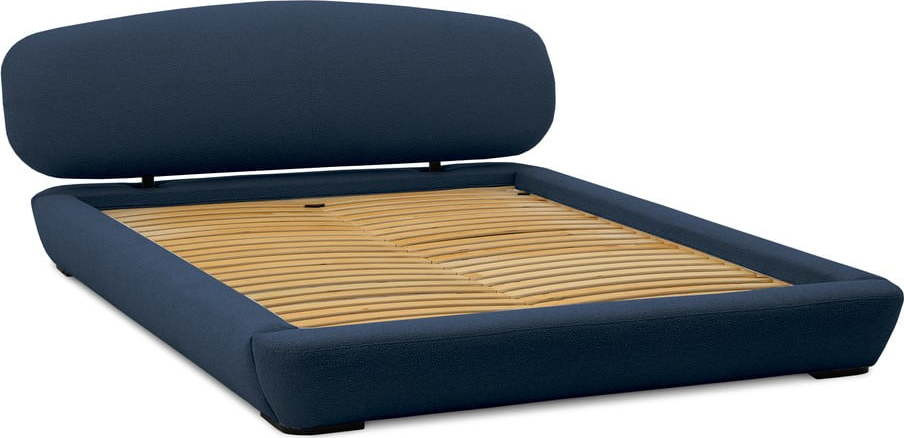 Tmavě modrá čalouněná dvoulůžková postel s roštem 160x200 cm Odette – Scandic