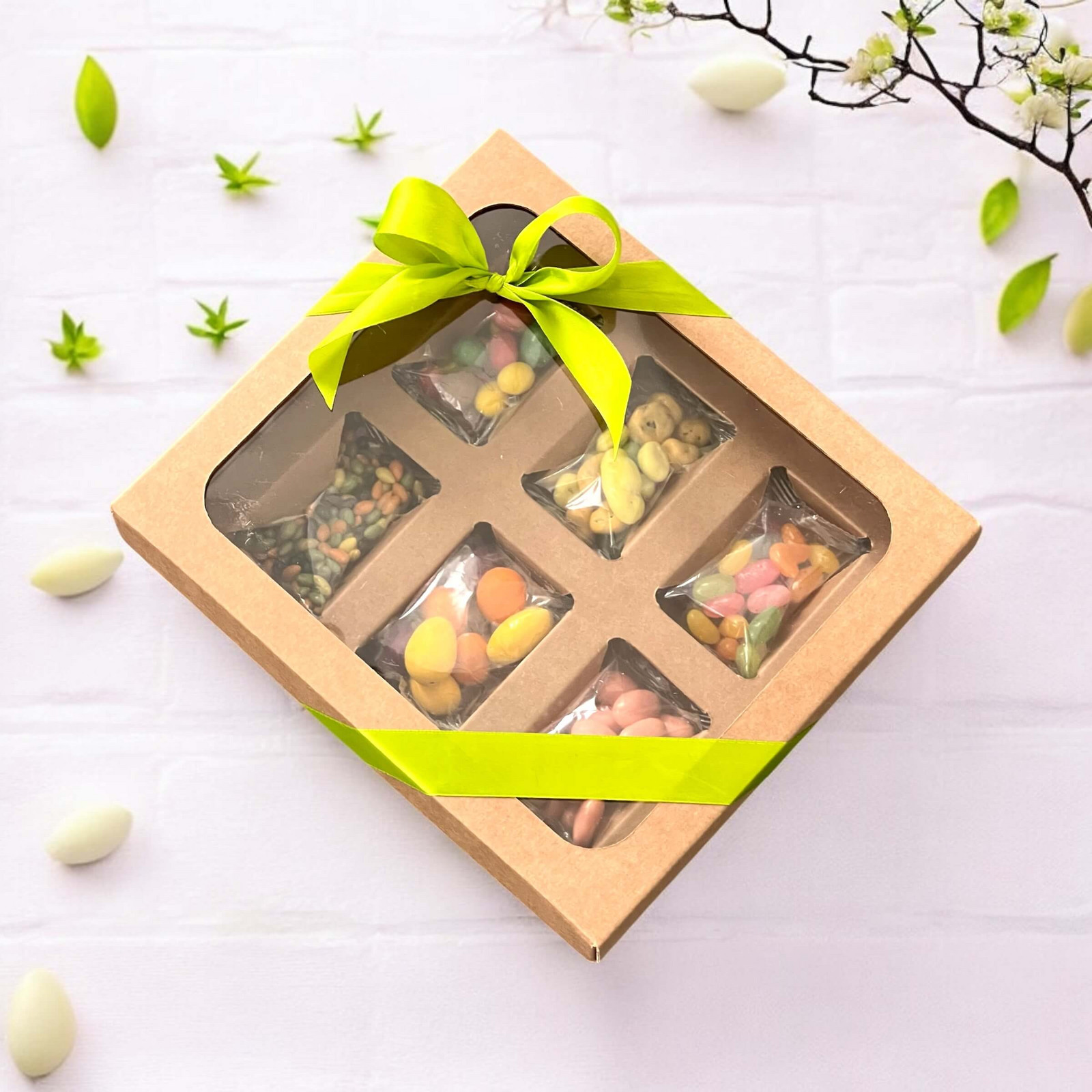 Nutworld.cz Dárková krabička 6x50g - Barevný mix