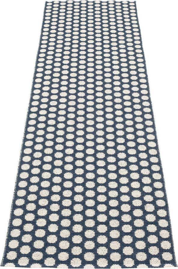 Tmavě modrý vnitřní a venkovní běhoun 70x250 cm Noa Dark Blue – Pappelina