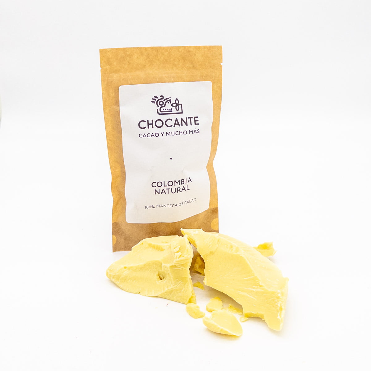Přírodní kakaové máslo v hrudkách pocházející z kolumbijské provincie.