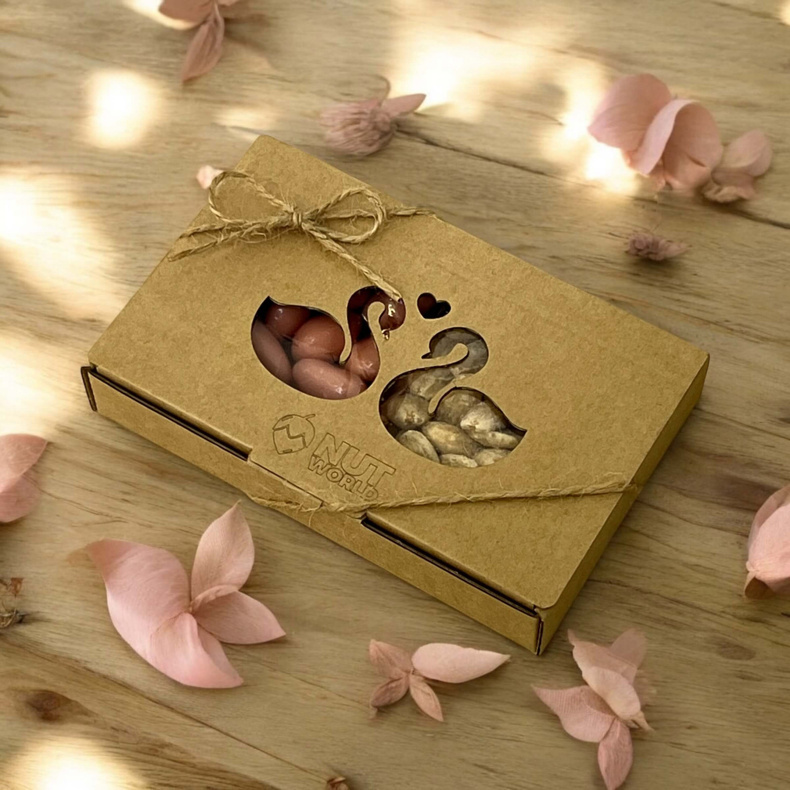 Nutworld.cz Dárková krabička 2x50g ZAMILOVANÁ - LABUŤ