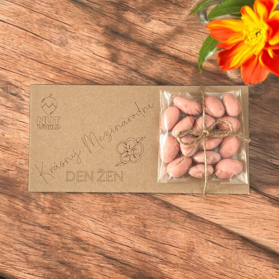 Nutworld.cz Dárková ořechová kazetka 50g - Mandle v jahodovém jogurtu - k MDŽ