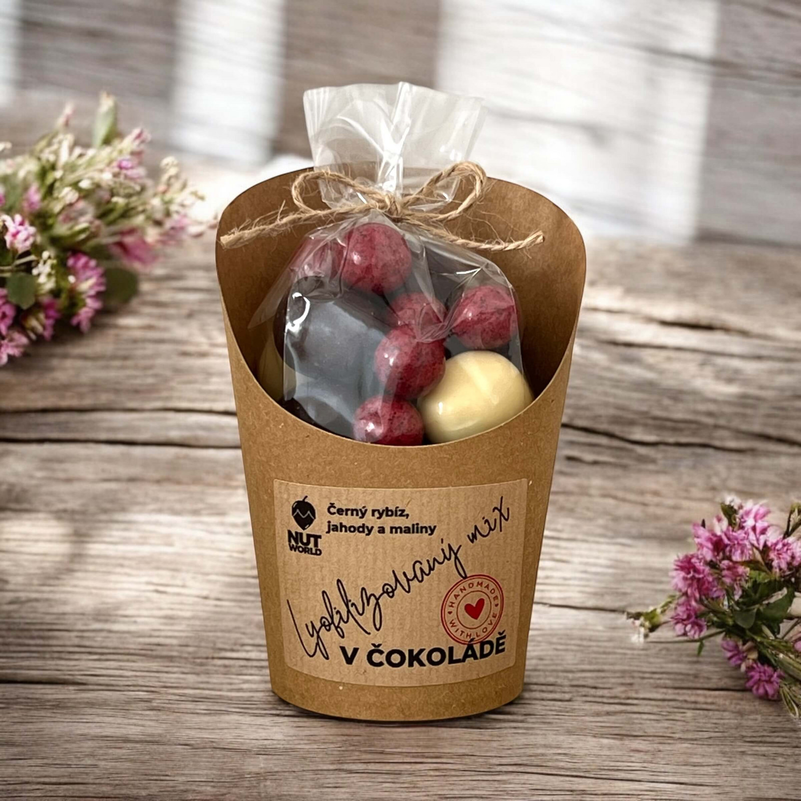 Nutworld.cz Mix lyofilizovaného ovoce v čokoládě v celofánku a kelímku 150g