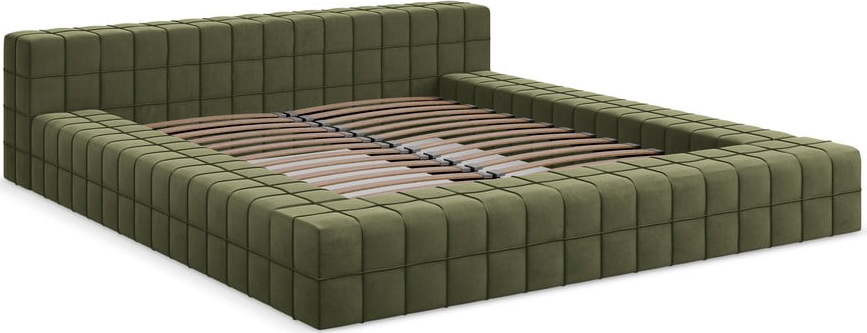 Zelená čalouněná dvoulůžková postel s roštem 140x200 cm Akela – Makamii