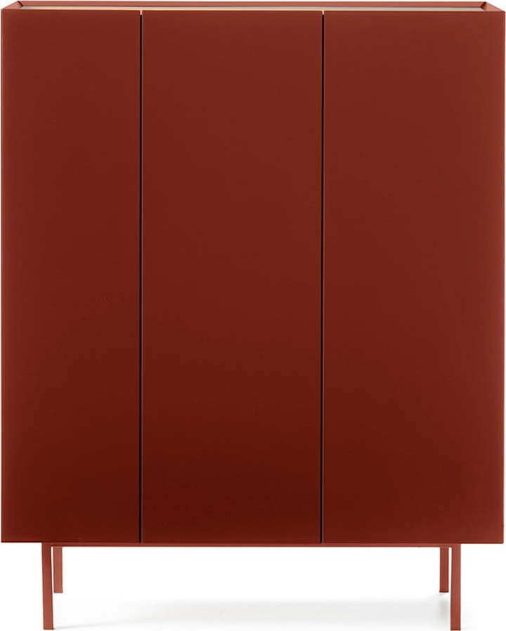 Červená vysoká komoda v dekoru dubu 95x120 cm Arista – Teulat