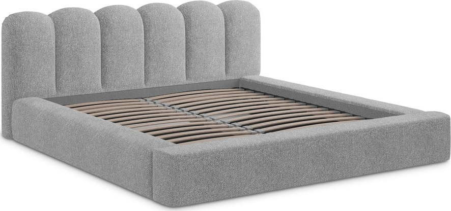 Šedá čalouněná dvoulůžková postel s úložným prostorem s roštem 140x200 cm Mano – Makamii