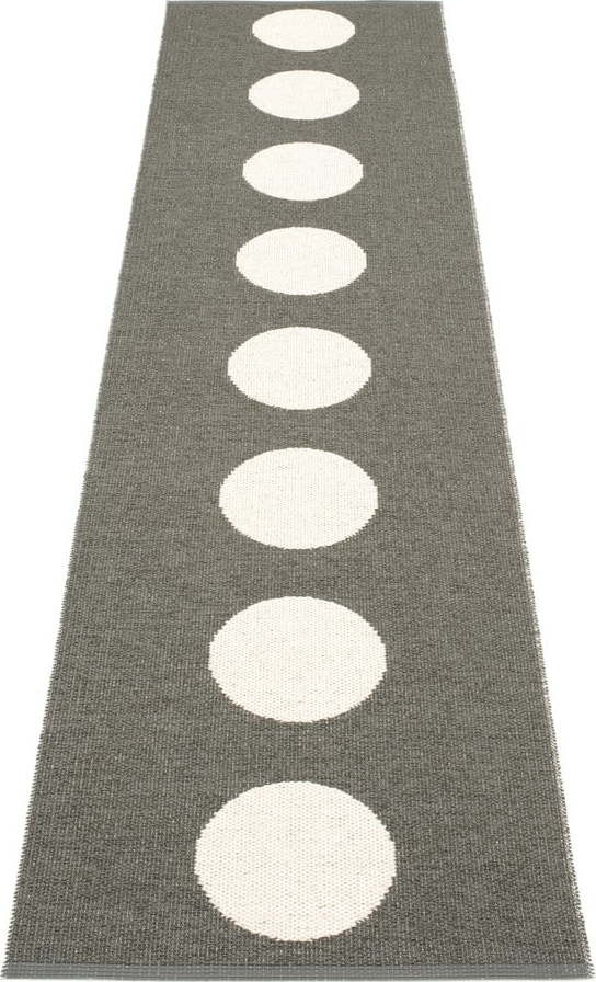 Tmavě šedý vnitřní a venkovní běhoun 70x300 cm Vera Charcoal – Pappelina