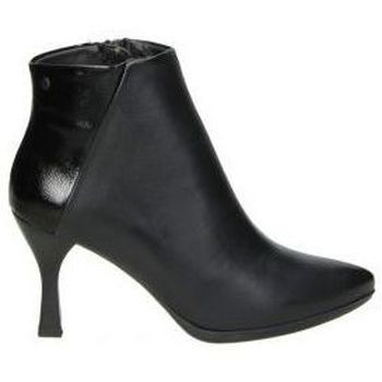 Desiree  DESIREÉ SARI19  Černá