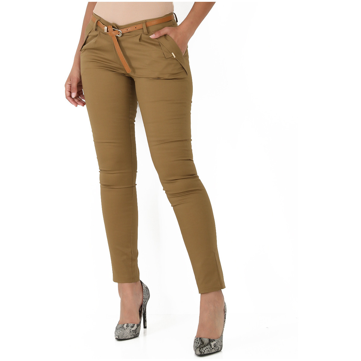 La Modeuse  18584_P52639  Hnědá