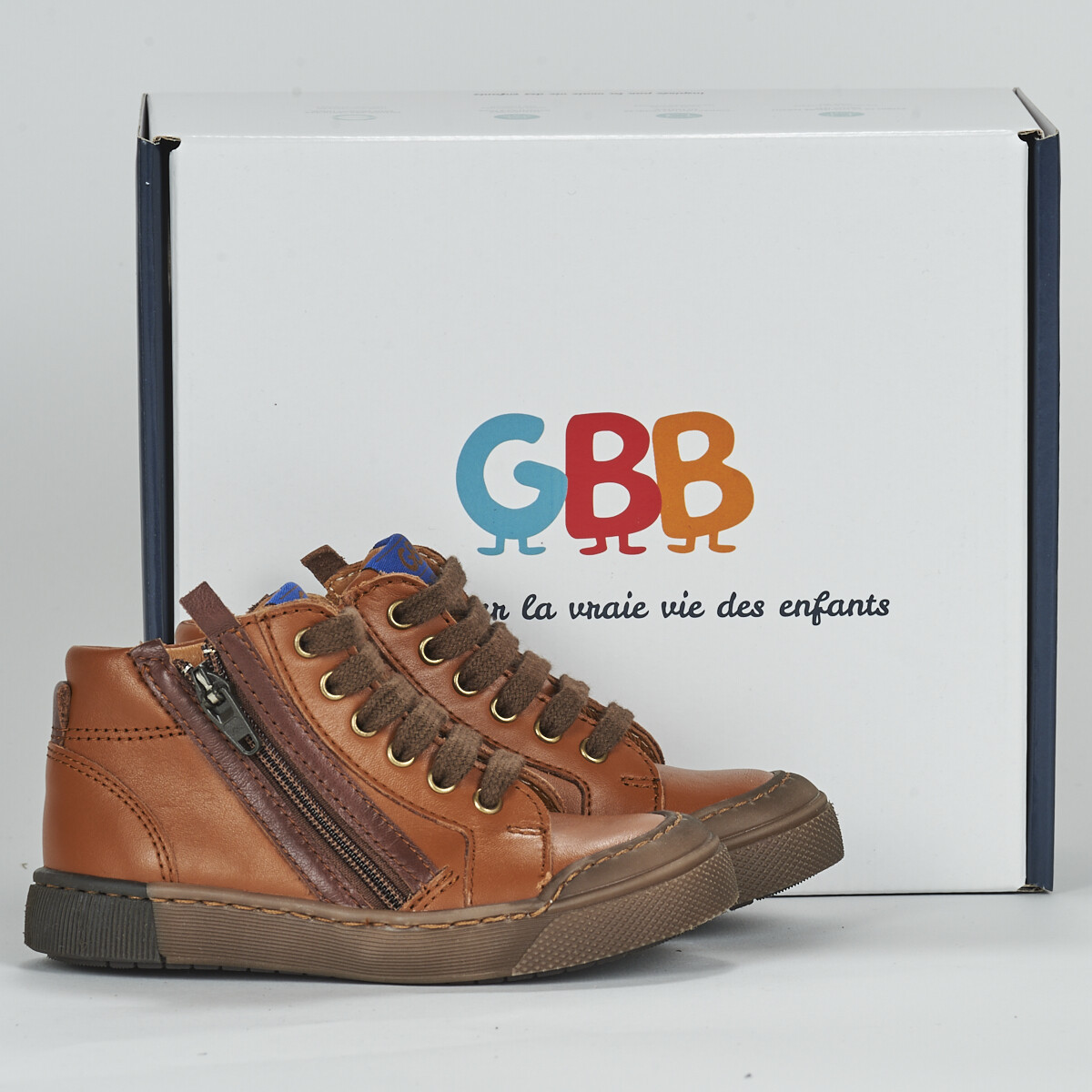 GBB  AI352-14-C-ECH  Hnědá