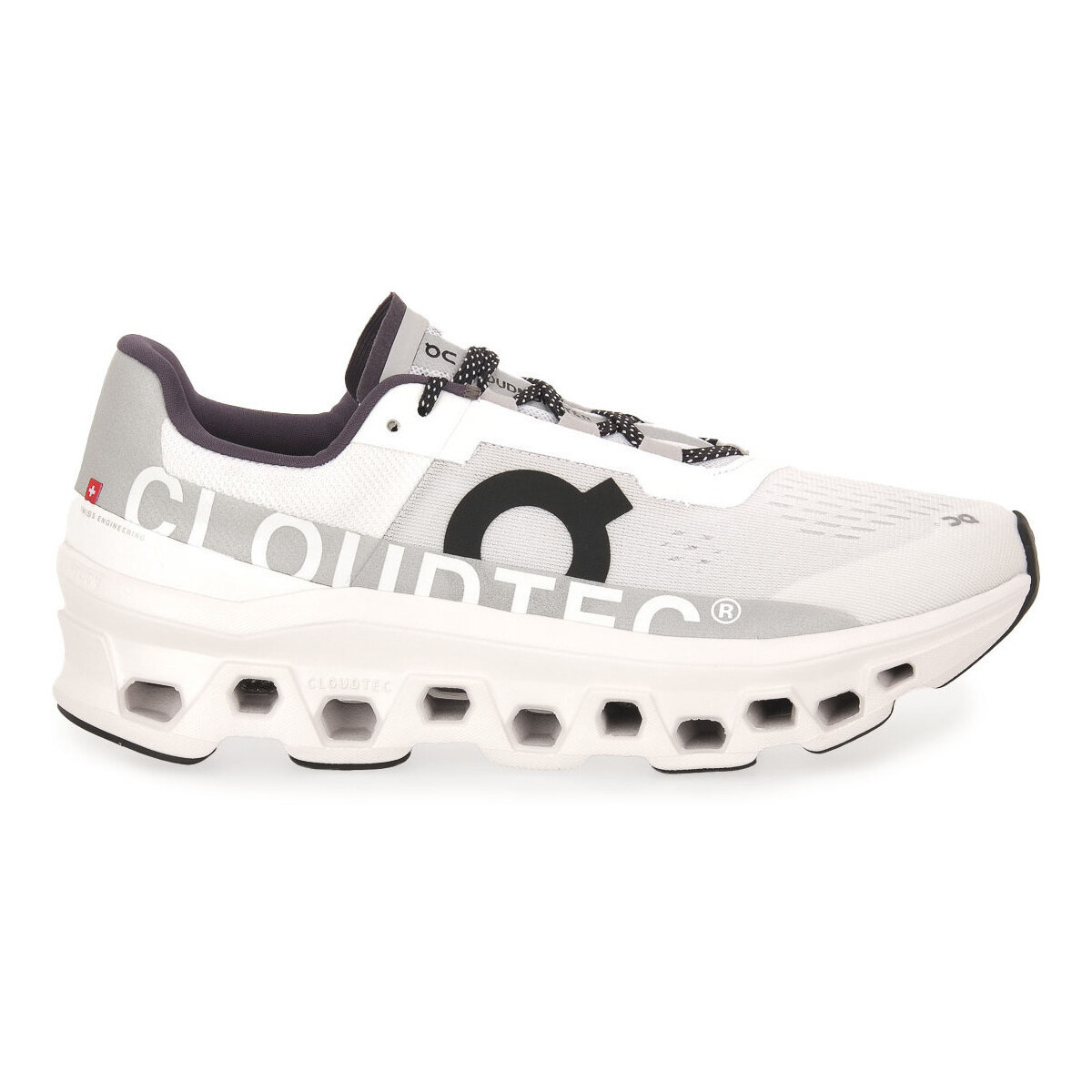 On  CLOUDMONSTER  Šedá