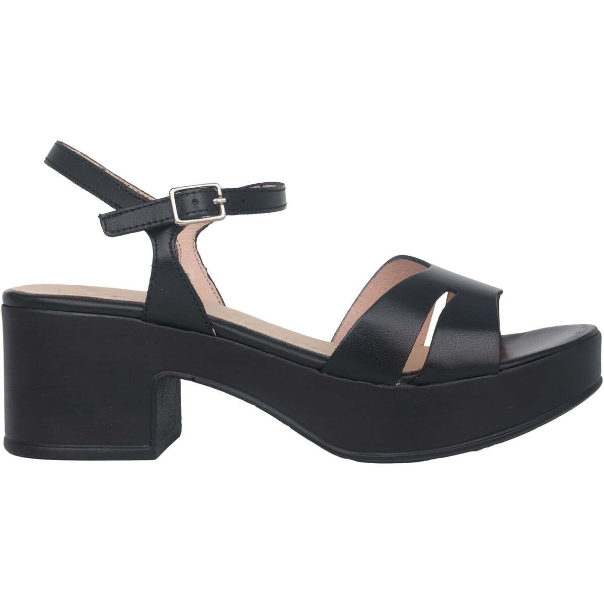 Wonders  Elara  Černá