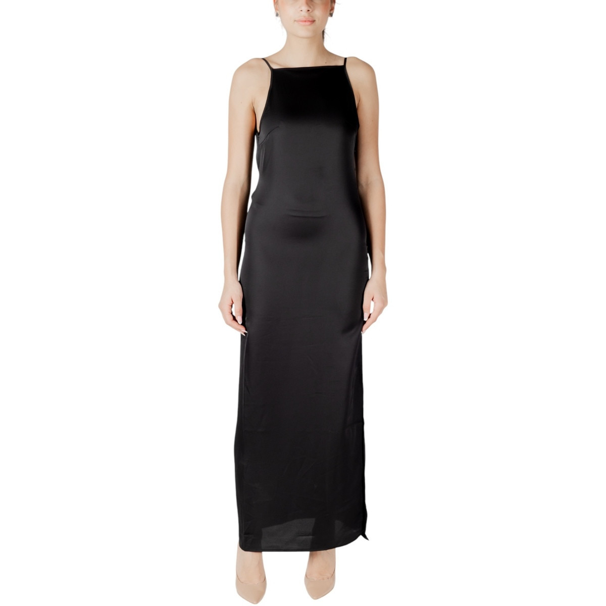 Only  Onlchigo Life Strap Satin Maxi Wvn 15340535  Černá